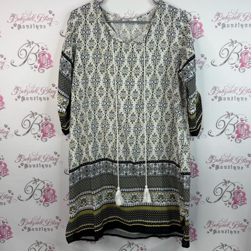 HT dress, or long top Paisley flowers, Elegant Black and White Patterned Tunic